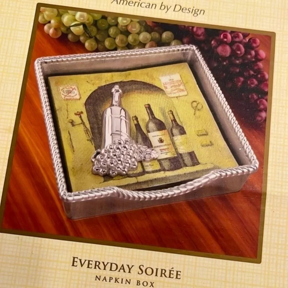 Brand New Lenox Everyday Soirée Wine Beverage Napkin Box Holder Grapes